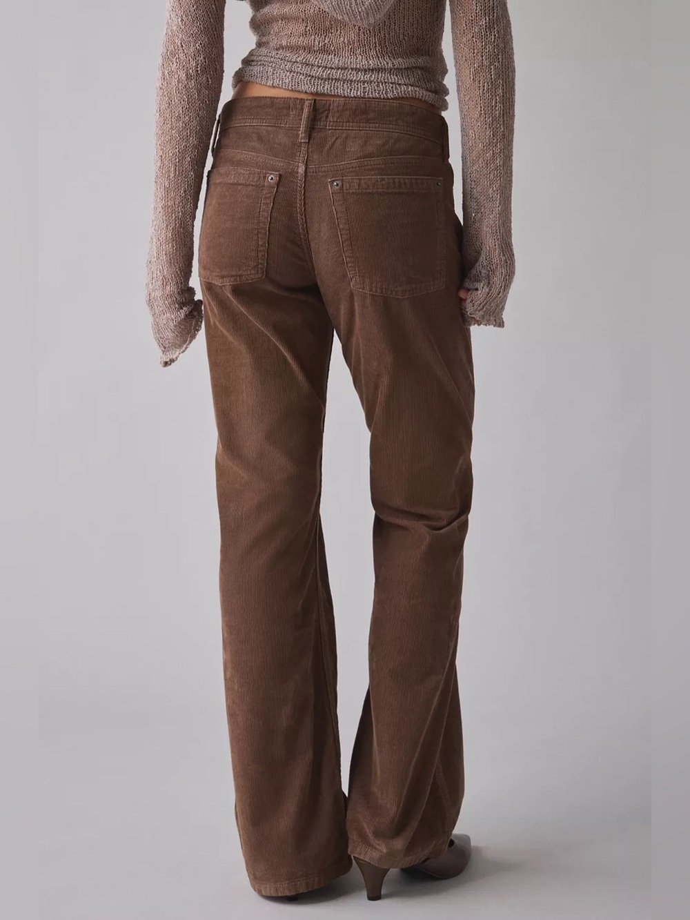 UO BDG Teo Relaxed Low-Rise Bootcut Corduroy Pants - Picture 5 of 5
